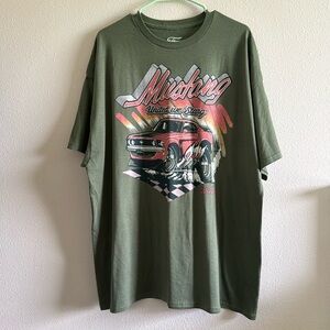 Brand New Never Worn Men’s Ford Mustang Graphic Short Sleeve Tee Size 2XL